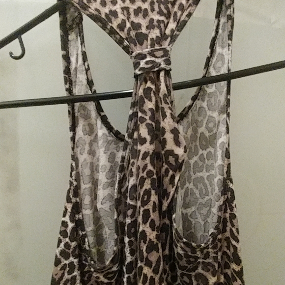 Kids Leopard pattern top - Picture 3 of 5